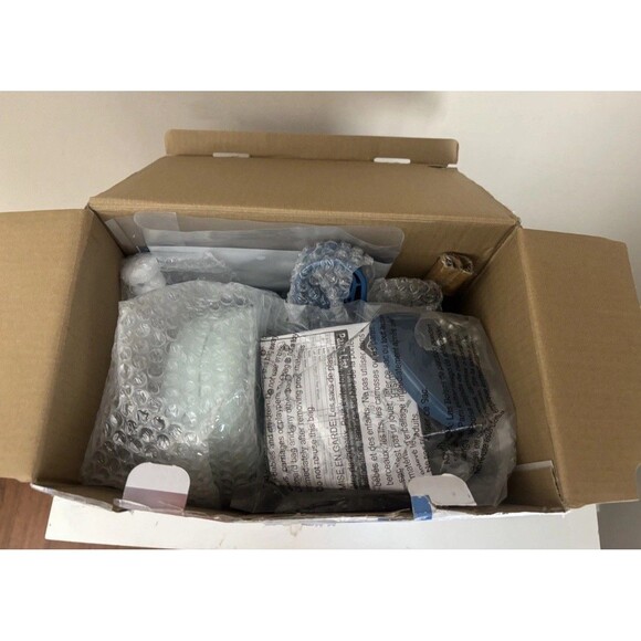 Disney Frozen II 2 Fly Wheels 10" Junior Cruiser Ride On Tricycle Sounds - Picture 9 of 11